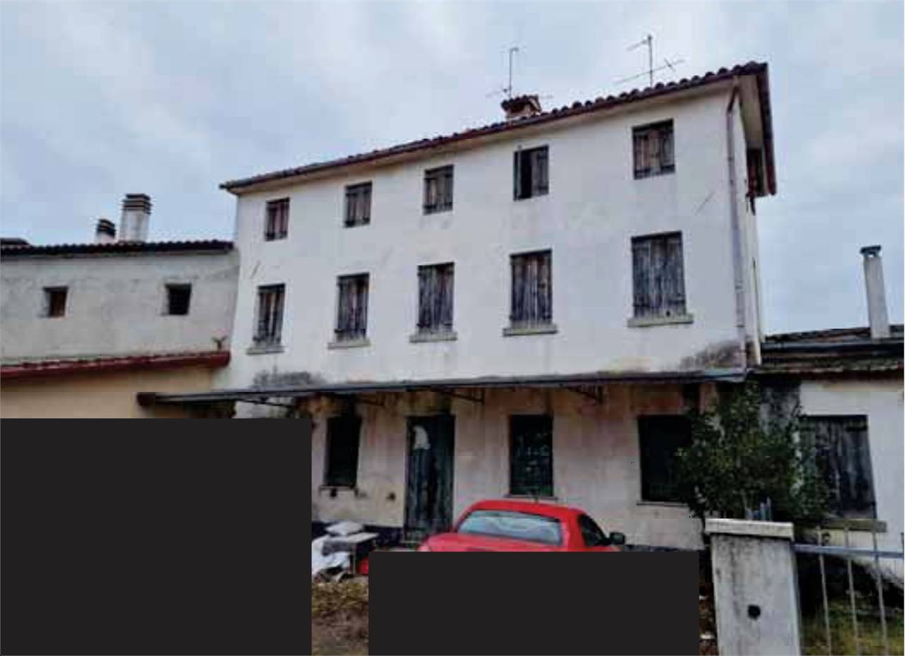 casa indipendente in vendita a Sernaglia della Battaglia