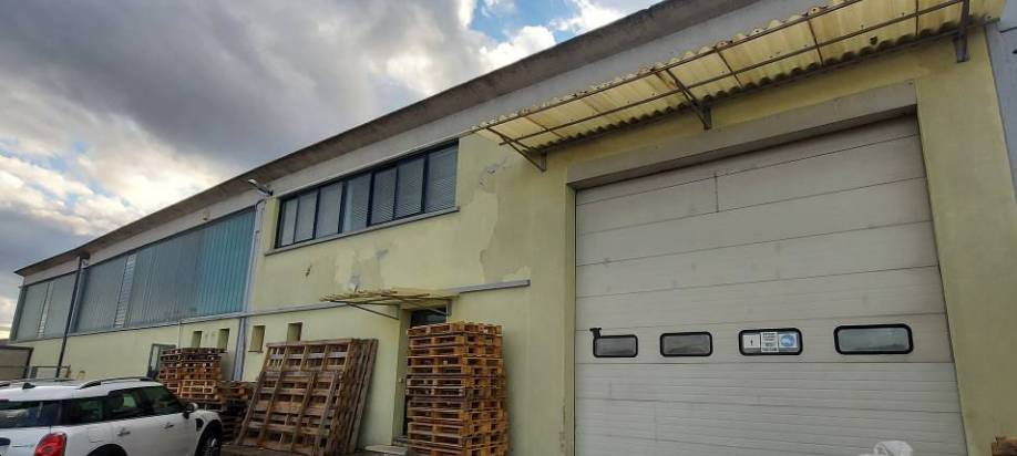 locale di sgombero in vendita a Sernaglia della Battaglia