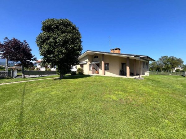 casa indipendente in vendita a Sernaglia della Battaglia in zona Fontigo