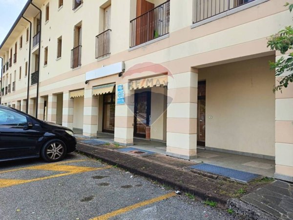 negozio in vendita a Sernaglia della Battaglia