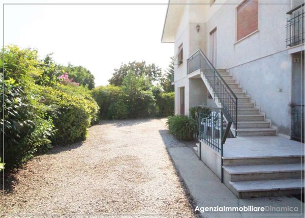 casa indipendente in vendita a Sernaglia della Battaglia in zona Falzè di Piave