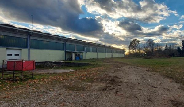 locale di sgombero in vendita a Sernaglia della Battaglia in zona Fontigo