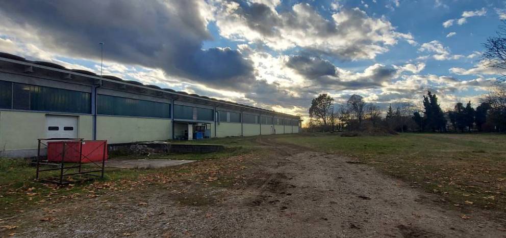 locale di sgombero in vendita a Sernaglia della Battaglia in zona Fontigo