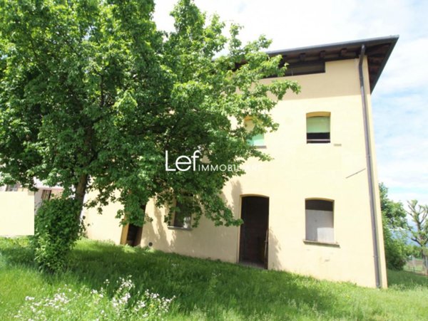 appartamento in vendita a Sernaglia della Battaglia in zona Falzè di Piave