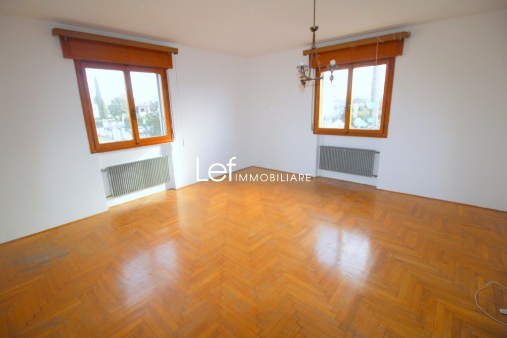 casa indipendente in vendita a Sernaglia della Battaglia