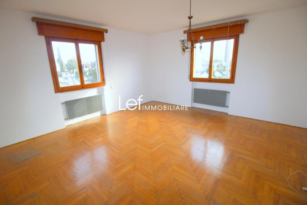 casa indipendente in vendita a Sernaglia della Battaglia