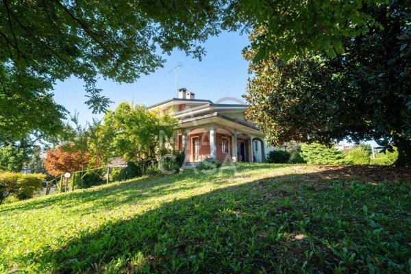 casa indipendente in vendita a Sernaglia della Battaglia in zona Falzè di Piave