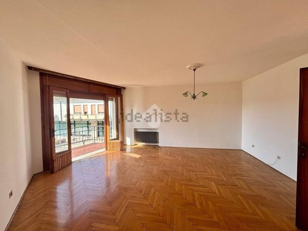 casa indipendente in vendita a Sernaglia della Battaglia