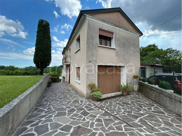 casa indipendente in vendita a Sernaglia della Battaglia in zona Falzè di Piave