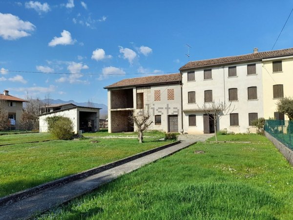 casale in vendita a Sernaglia della Battaglia