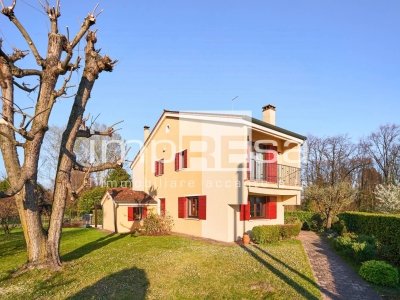casa indipendente in vendita a Silea