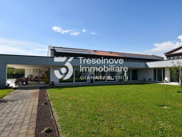 casa indipendente in vendita a Silea in zona Sant'Elena