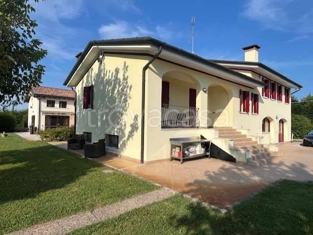 casa indipendente in vendita a Silea in zona Sant'Elena