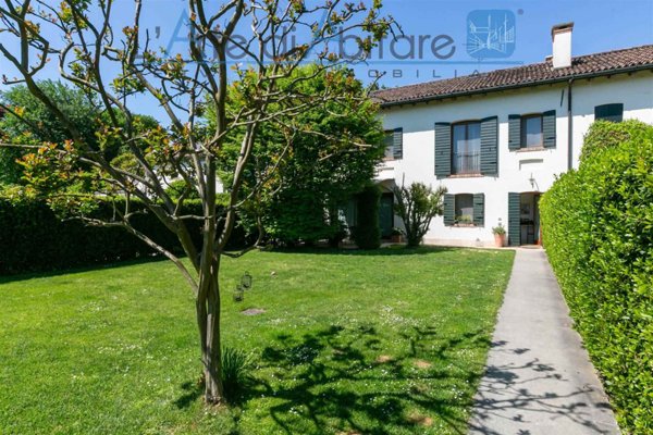 casa indipendente in vendita a Silea