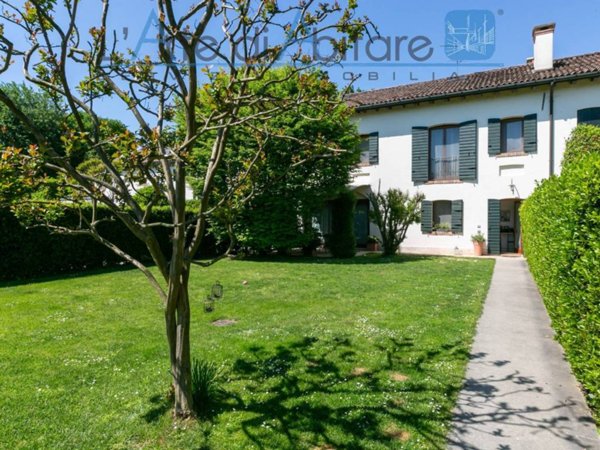 casa indipendente in vendita a Silea