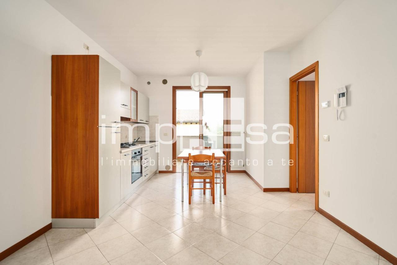 appartamento in vendita a Silea in zona Lanzago