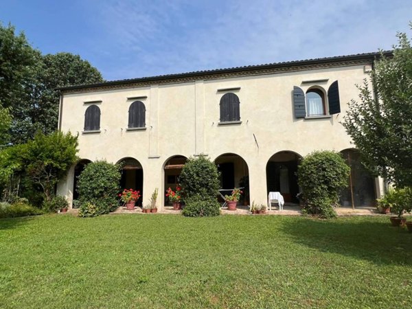 casa indipendente in vendita a Silea in zona Sant'Elena