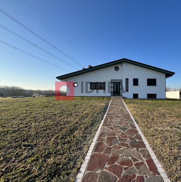casa indipendente in vendita a Silea in zona Sant'Elena