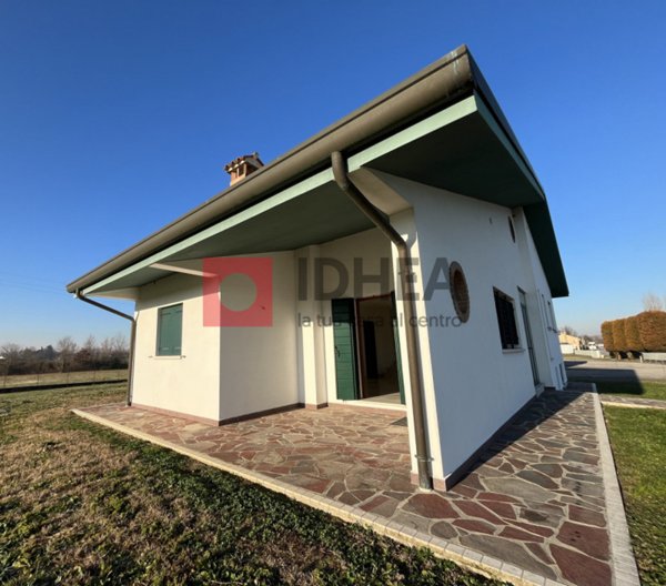 casa indipendente in vendita a Silea in zona Sant'Elena