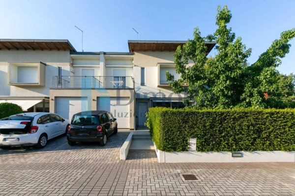 casa indipendente in vendita a Silea