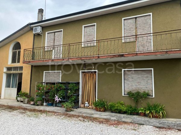 casa indipendente in vendita a Silea