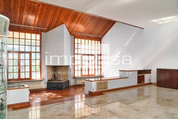 casa indipendente in vendita a Silea