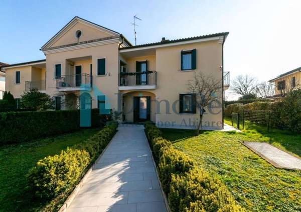 casa indipendente in vendita a Silea in zona Cendon