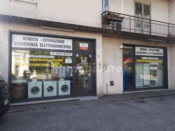 negozio in vendita a Silea