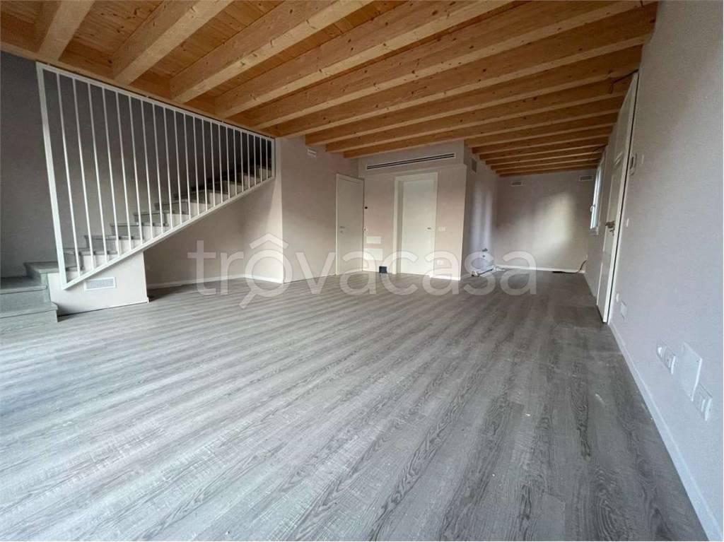 casa indipendente in vendita a Silea