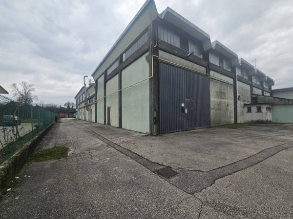 capannone in vendita a Silea