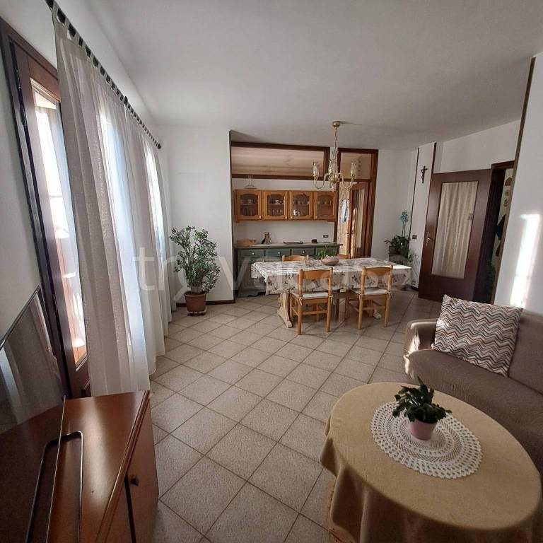 casa indipendente in vendita a Silea in zona Sant'Elena