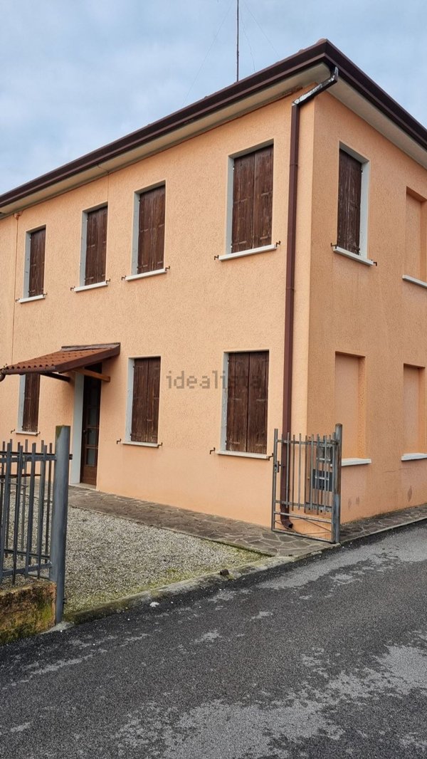 casa indipendente in vendita a Silea in zona Lanzago