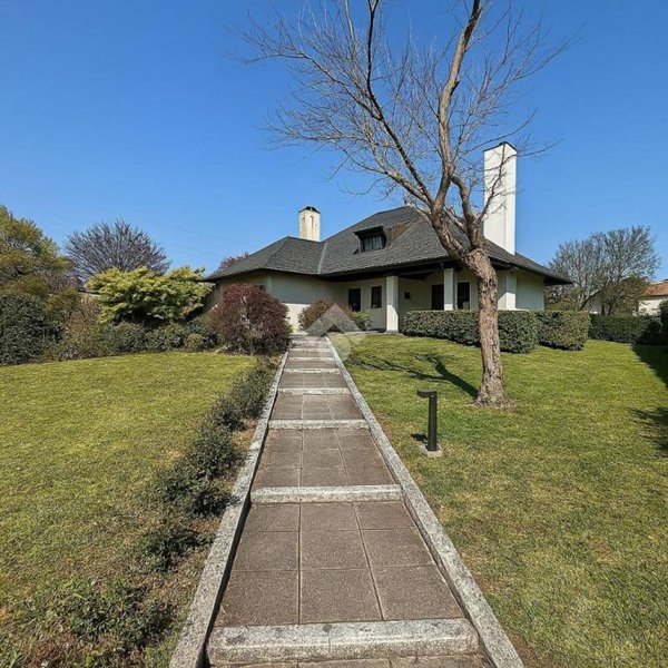 casa indipendente in vendita a Silea in zona Lanzago