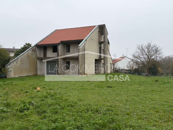 casa indipendente in vendita a Silea in zona Sant'Elena