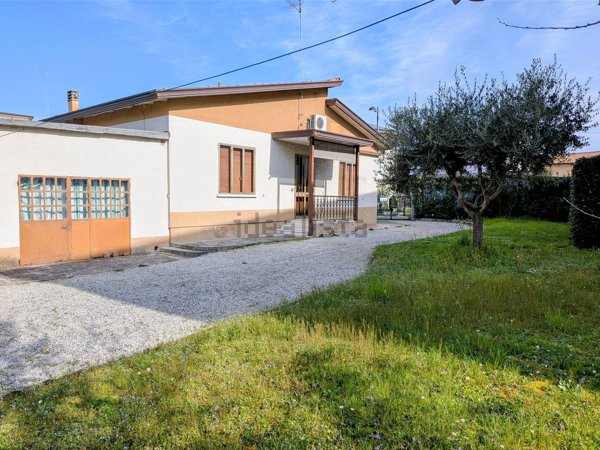 casa indipendente in vendita a Silea
