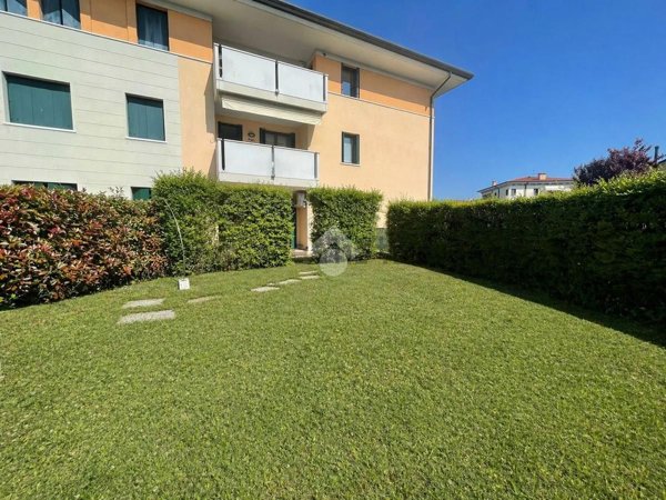 appartamento in vendita a Silea in zona Lanzago