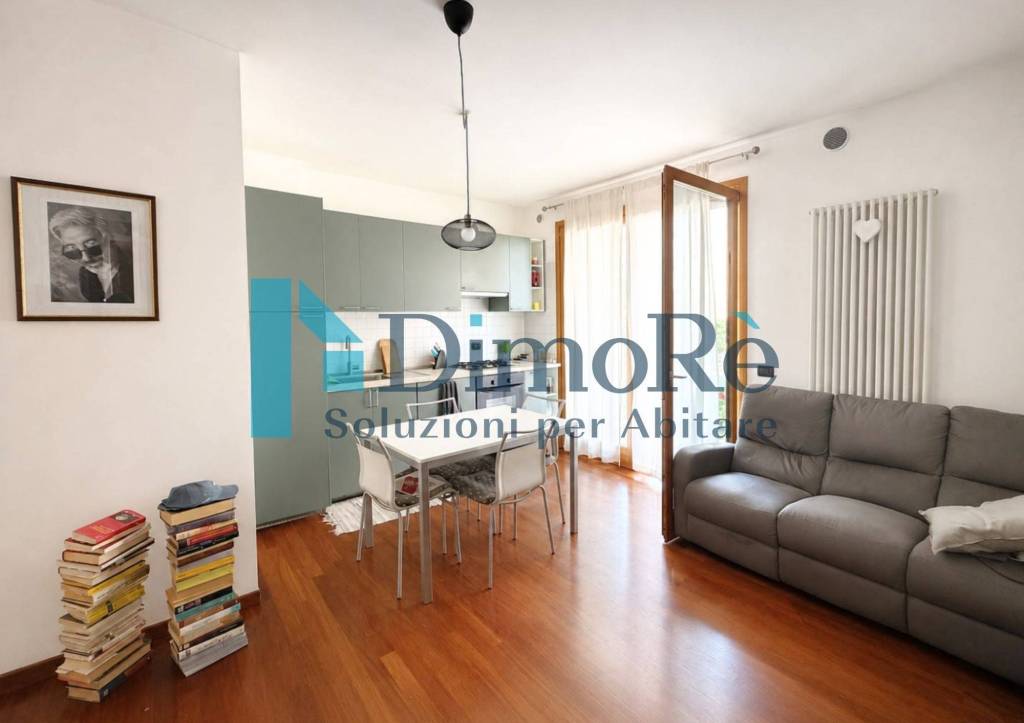 appartamento in vendita a Silea in zona Lanzago