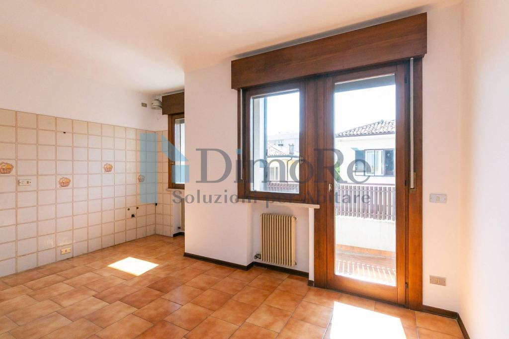appartamento in vendita a Silea in zona Lanzago