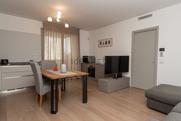 appartamento in vendita a Silea in zona Lanzago
