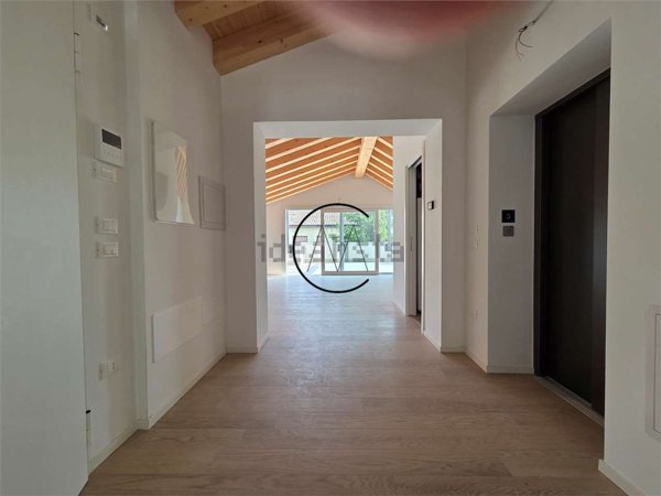 appartamento in vendita a Silea in zona Lanzago