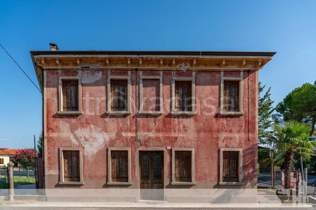 casa indipendente in vendita a Spresiano