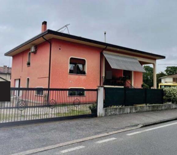 casa indipendente in vendita a Spresiano