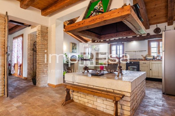 casa indipendente in vendita a Spresiano in zona Visnadello