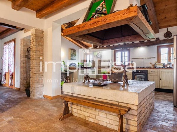 casa indipendente in vendita a Spresiano in zona Visnadello