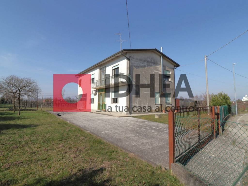 casa indipendente in vendita a Spresiano