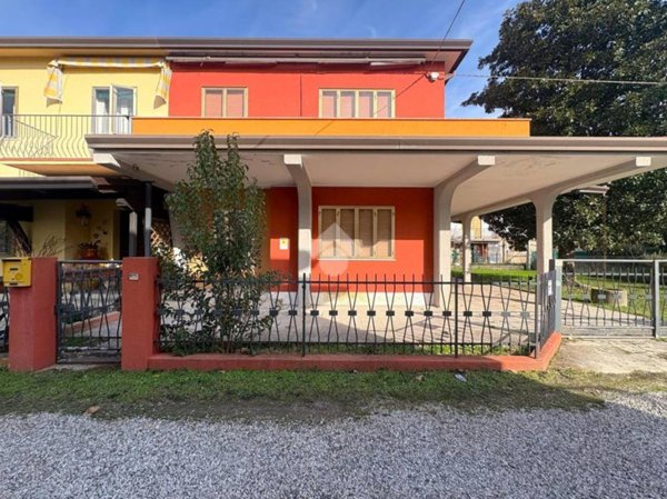 casa indipendente in vendita a Spresiano in zona Visnadello