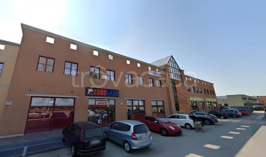 negozio in vendita a Spresiano