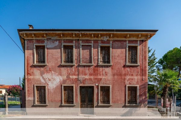 casa indipendente in vendita a Spresiano