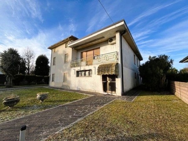 casa indipendente in vendita a Spresiano