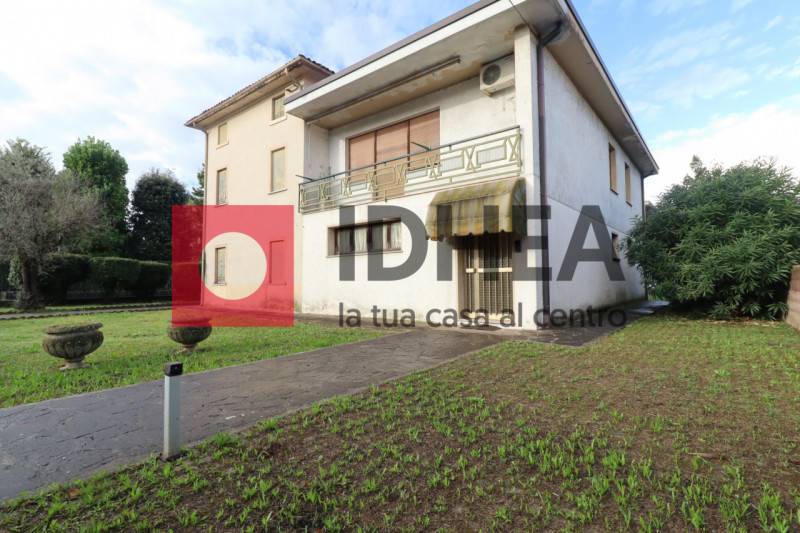 casa indipendente in vendita a Spresiano